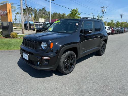 Black Clearcoat 2023 Jeep Renegade Altitude