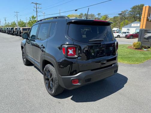Black Clearcoat 2023 Jeep Renegade Altitude