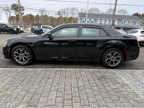 2016 Chrysler 300 S