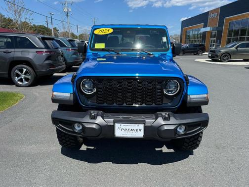 Hydro Blue Pearlcoat 2025 Jeep Gladiator Willys 4x4