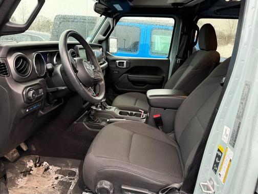 2023 Jeep Wrangler 4xe Base