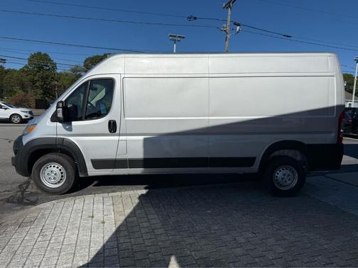 2026 RAM ProMaster 2500 Tradesman