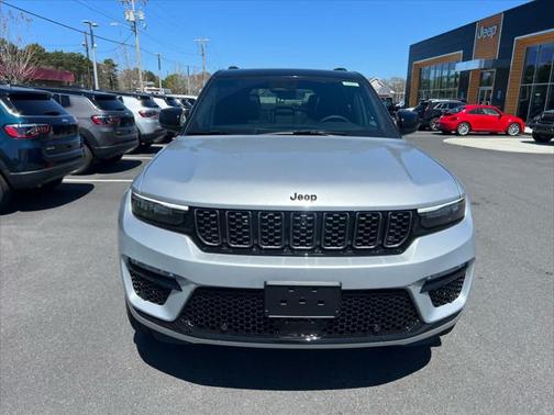 2025 Jeep Grand Cherokee Summit