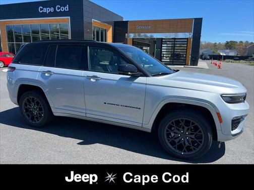 2025 Jeep Grand Cherokee Summit