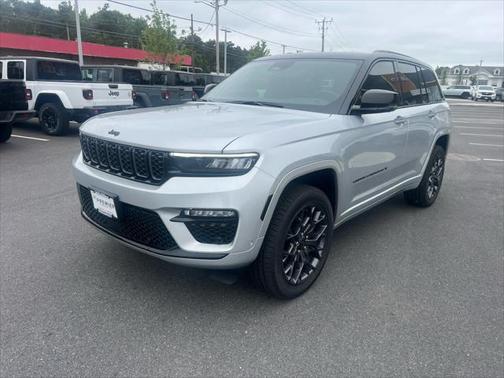 2025 Jeep Grand Cherokee Summit