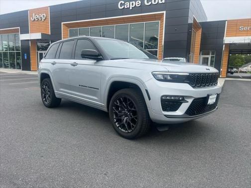 2025 Jeep Grand Cherokee Summit