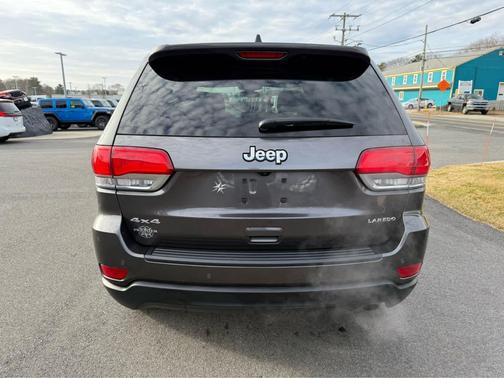 2019 Jeep Grand Cherokee Laredo