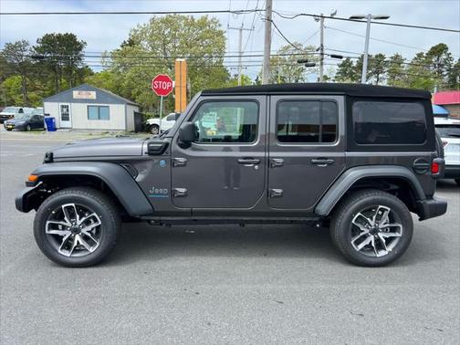 2025 Jeep Wrangler 4xe Sport S