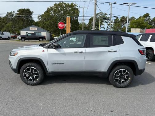2026 Jeep Compass Trailhawk