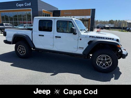 Bright White Clearcoat 2026 Jeep Gladiator Rubicon