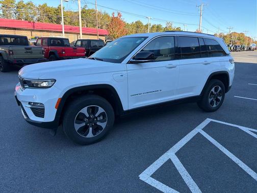 2023 Jeep Grand Cherokee 4xe Base