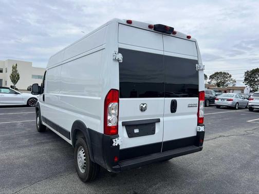 2025 RAM ProMaster 2500 Tradesman