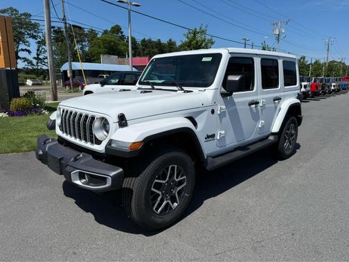 2025 Jeep Wrangler Sahara