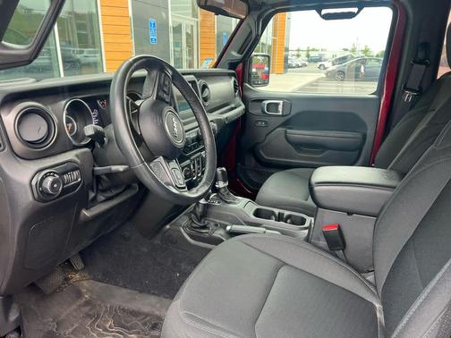 2022 Jeep Wrangler Willys