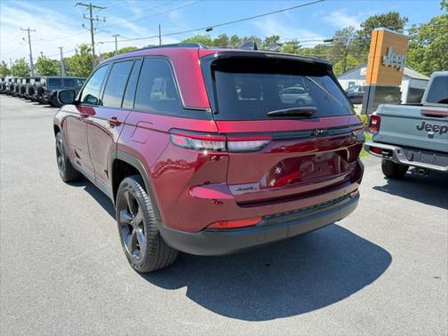 2025 Jeep Grand Cherokee Limited X