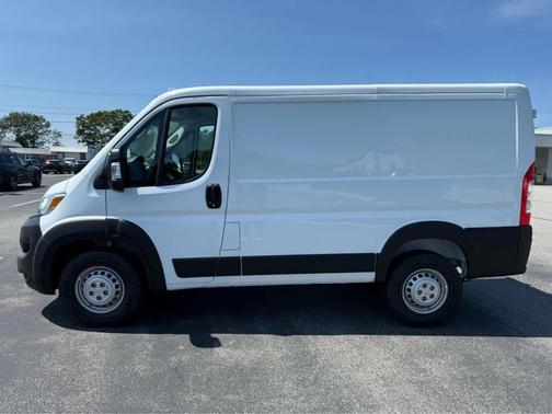 2025 RAM ProMaster 1500 Low Roof