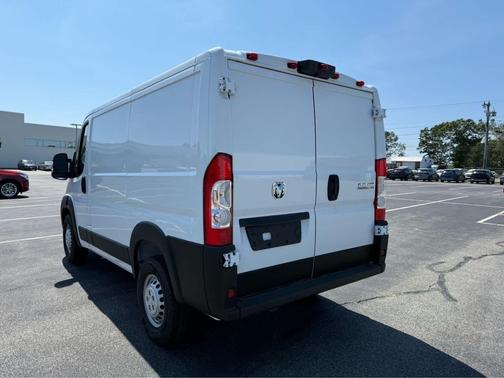2025 RAM ProMaster 1500 Low Roof