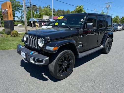 Black Clearcoat 2024 Jeep Wrangler 4xe Sahara