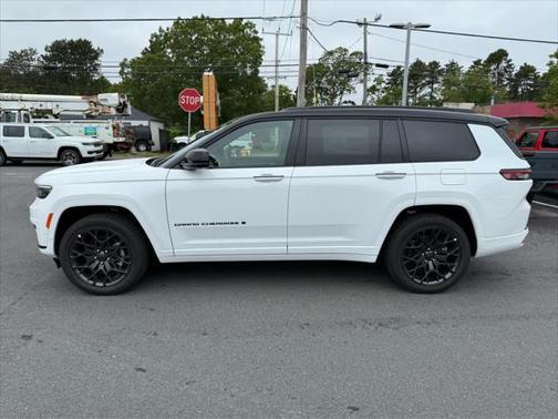 2025 Jeep Grand Cherokee L Summit