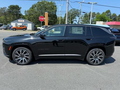 2025 Jeep Wagoneer S Limited