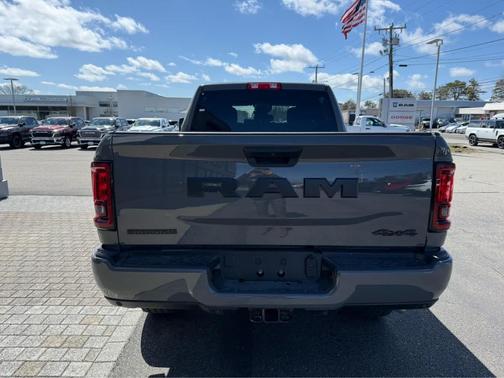 Ceramic Gray Clearcoat 2026 RAM 2500 Big Horn 4x4 Crew Cab 64 Box