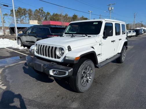 Bright White Clearcoat 2026 Jeep Wrangler Sahara