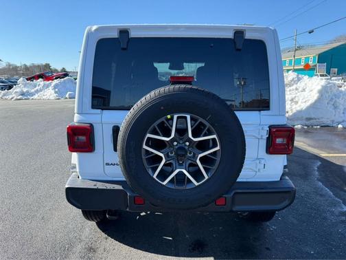 Bright White Clearcoat 2026 Jeep Wrangler Sahara