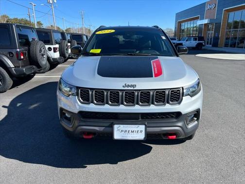 2024 Jeep Compass Trailhawk