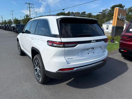 2025 Jeep Grand Cherokee Limited X