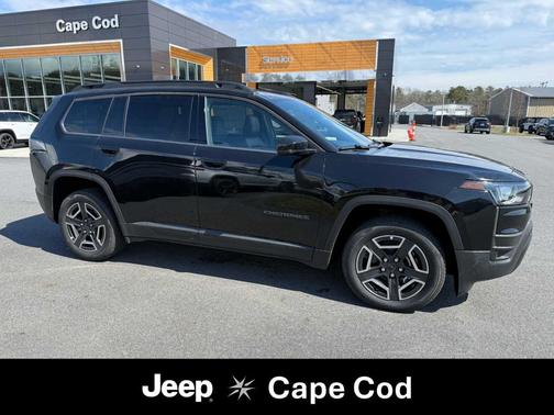 Diamond Black Crystal Pearlcoat 2026 Jeep Cherokee Limited