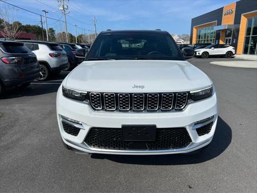 2025 Jeep Grand Cherokee Summit