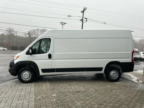 2026 RAM ProMaster 2500 Tradesman