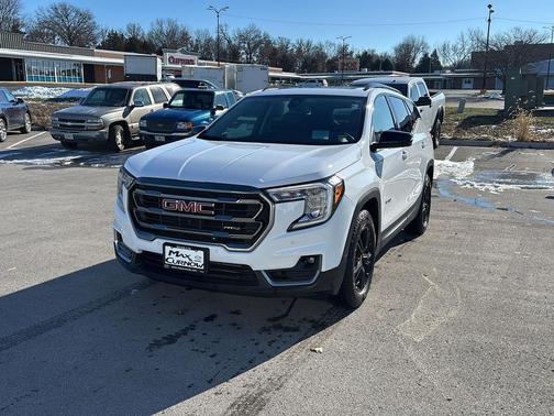 2023 GMC Terrain AWD AT4