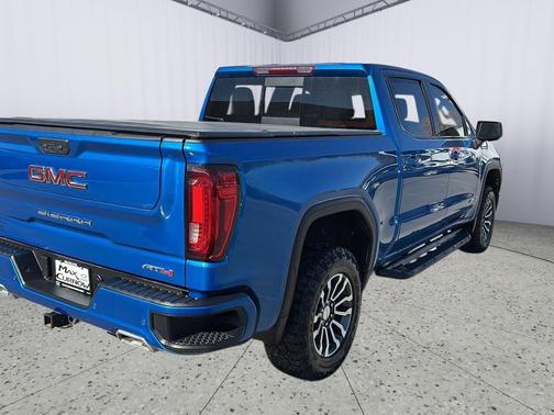 2022 GMC Sierra 1500 AT4
