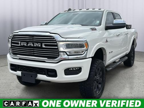 Pearl White 2022 RAM 2500 Laramie Crew Cab 4x4 6'4' Box