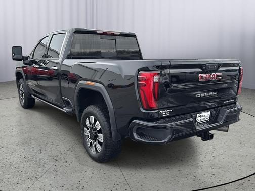 2024 GMC Sierra 2500 Denali
