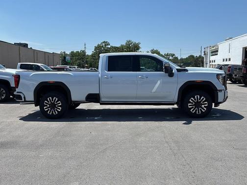 Glacier White Tricoat 2026 GMC Sierra 3500 Denali