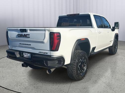 2025 GMC Sierra 2500 AT4