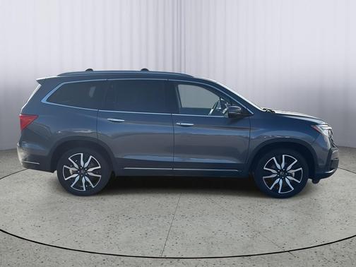 2021 Honda Pilot Touring 8-Passenger
