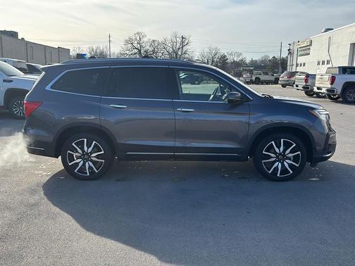 2021 Honda Pilot Touring 8-Passenger