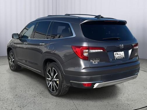 2021 Honda Pilot Touring 8-Passenger