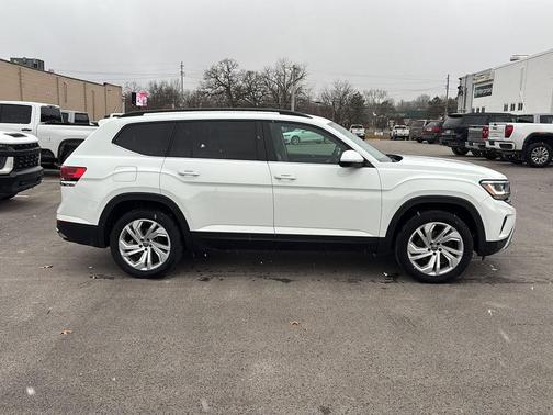2021 Volkswagen Atlas 3.6L SE w/Technology