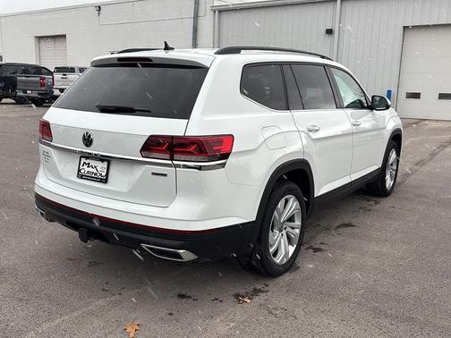 2021 Volkswagen Atlas 3.6L SE w/Technology