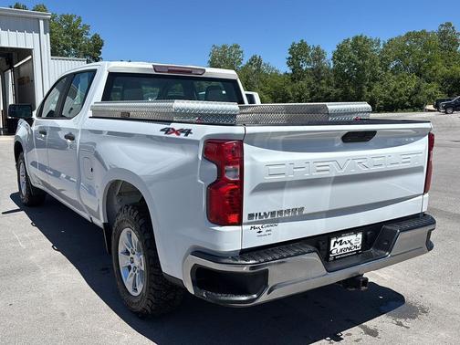 Summit White 2019 Chevrolet Silverado 1500 WT