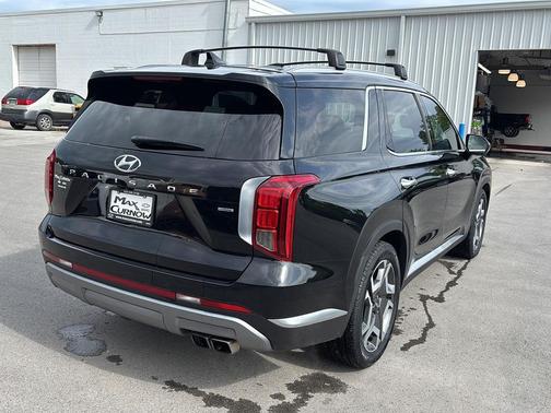 Abyss Black Pearl 2023 Hyundai PALISADE Limited