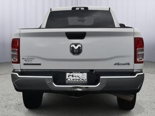 2024 RAM 3500 Big Horn Crew Cab 4x4 6'4' Box