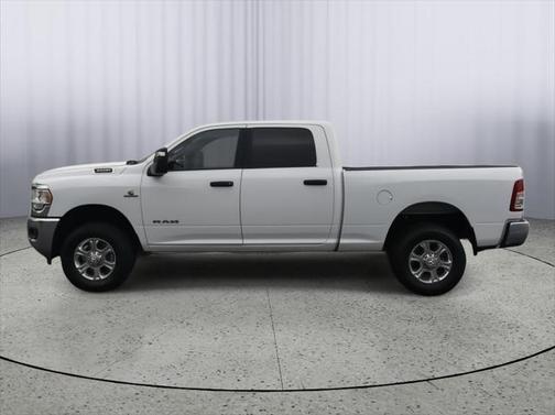 2024 RAM 3500 Big Horn Crew Cab 4x4 6'4' Box
