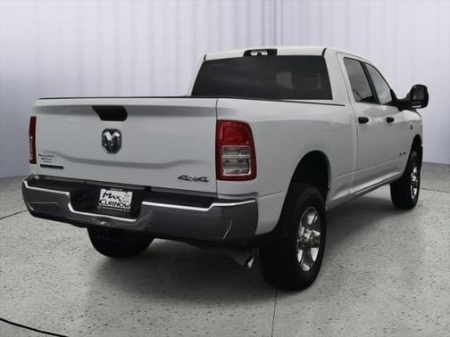 2024 RAM 3500 Big Horn Crew Cab 4x4 6'4' Box