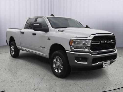 2024 RAM 3500 Big Horn Crew Cab 4x4 6'4' Box
