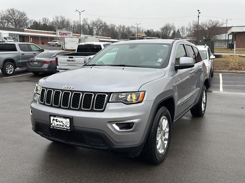 2021 Jeep Grand Cherokee Laredo